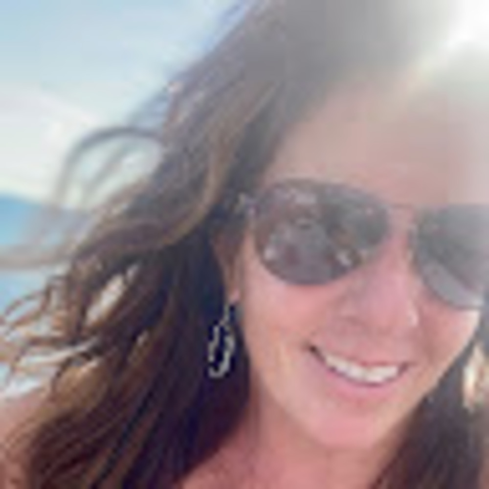 Meet your Posher, Suzanne